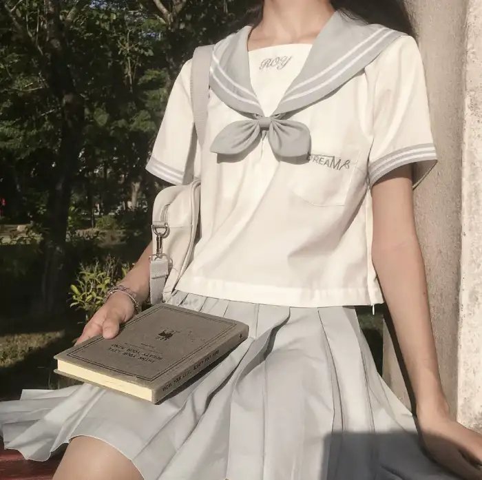 倾巢而出